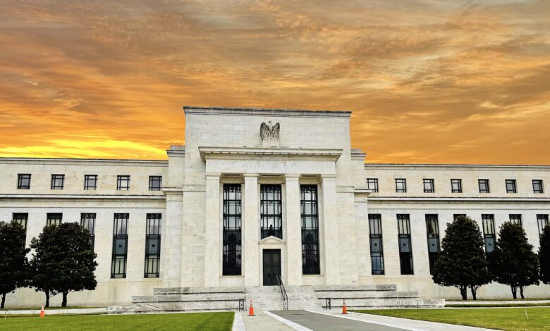 Investors adjusted positions before the Fed’s decision, with gold prices reaching near 3,685, as the U.S. struck Venezuelan vessels again.