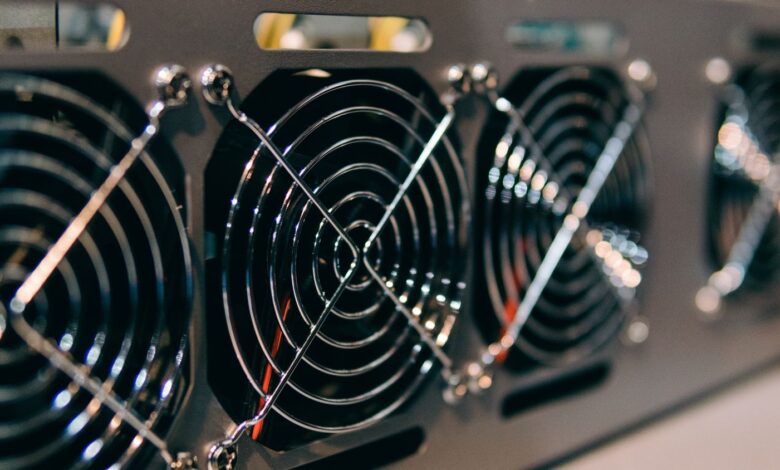 Are Pure Play BTC Miners Going to Reprice Like AI/HPC Miners?