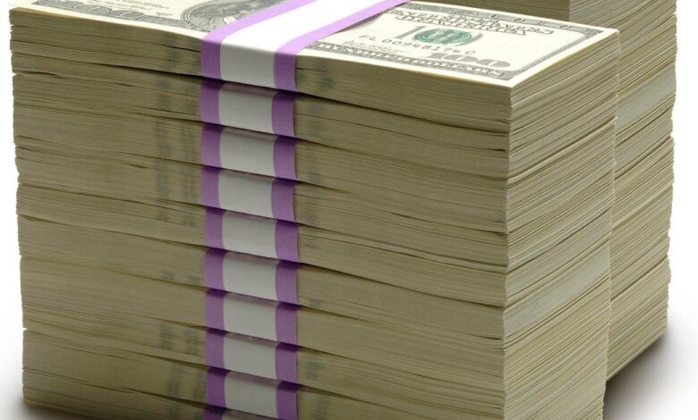 0,000 home equity loan vs. 0,000 HELOC: Which is cheaper now that the Fed cut rates?