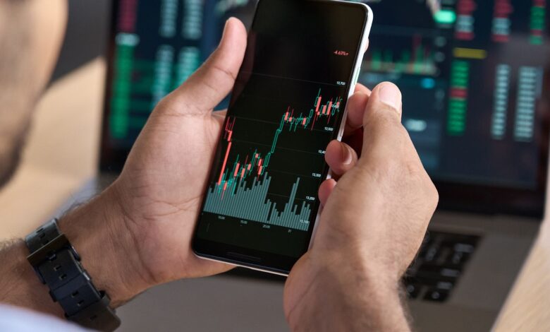 Sister Demands Brother Give Her Part of His Stock Market Earnings