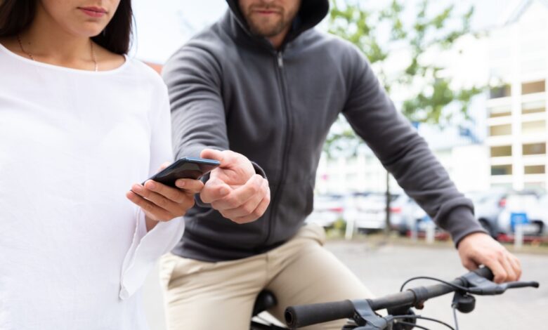 Crypto Robberies Tied to Phone Thefts Plague London