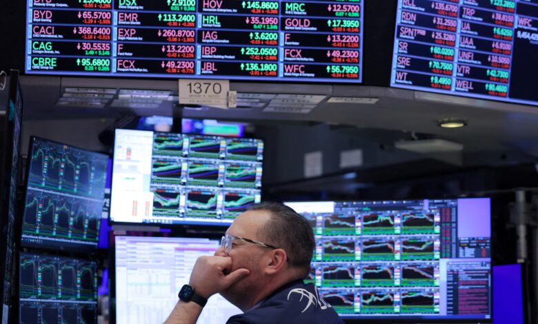 No payrolls, no problem as Wall Street extends run of highs