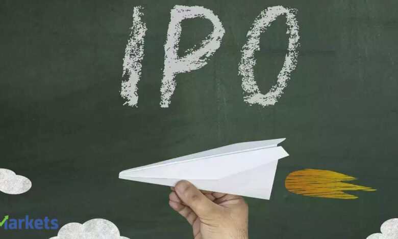 Unlisted market faces reality check as major IPOs price below grey market levels
