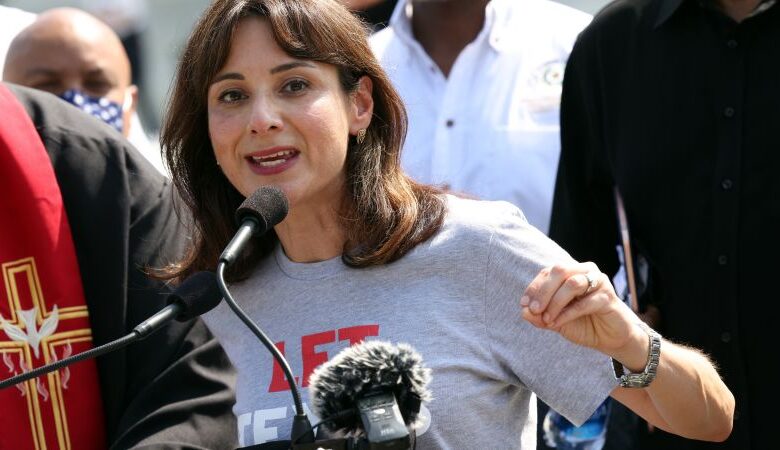 Democrat Gina Hinojosa launches campaign for governor in Texas