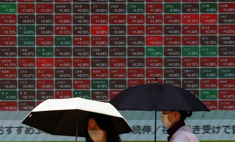 Souring mood sets tech stocks on weekly drop | The Mighty 790 KFGO