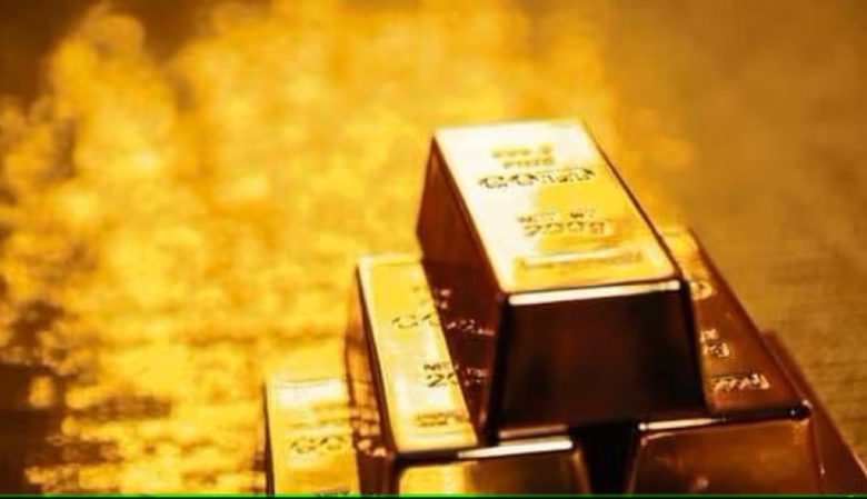 Gold price surge sparks rush in jewellery market | Malaysia