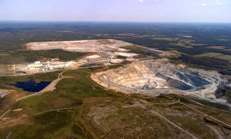 Coeur Mining buys New Gold in B all-stock merger