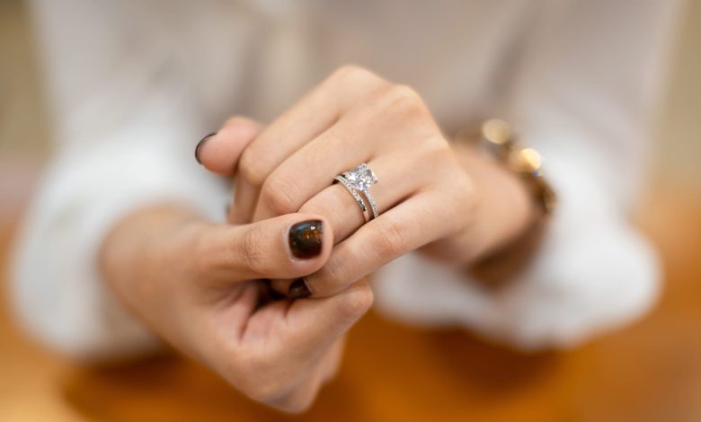 Nearly 71% of women would contribute to cost of engagement ring: Survey