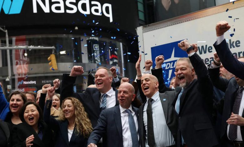 S&P 500, NASDAQ, and Dow Jones futures trade near flat line as US stock futures see little change after Wall Street makes a positive start to the holiday-shortened trading week