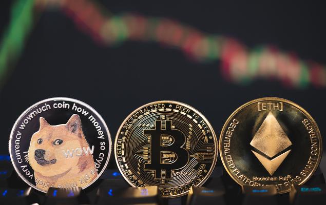 Should You Buy the Dip in Crypto ETFs? – December 2, 2025