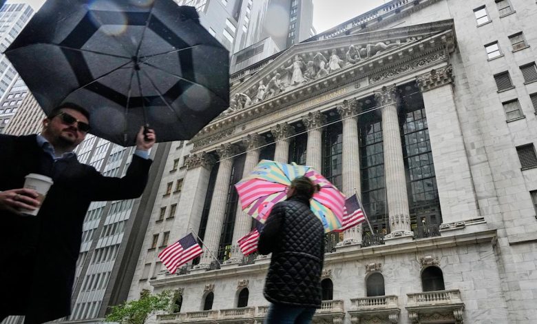 Dow, S&P 500, Nasdaq futures slide as Wall Street enters final trading month of 2025 Dow, S&P 500, Nasdaq futures slide as Wall Street enters final trading month of 2025