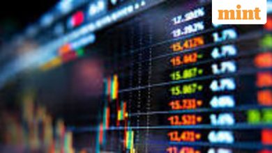 Gold Steady as US-Iran Signals Keep Rate Hike Bets Simmering