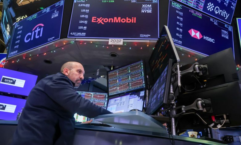 Stock market today: Live updates