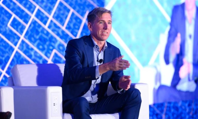 Bitwise CIO warns of 3-year deadline for crypto adoption