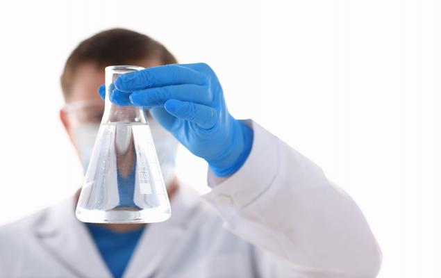 Which Pharma Stock Stands Taller Right Now: LLY or PFE? – January 20, 2026