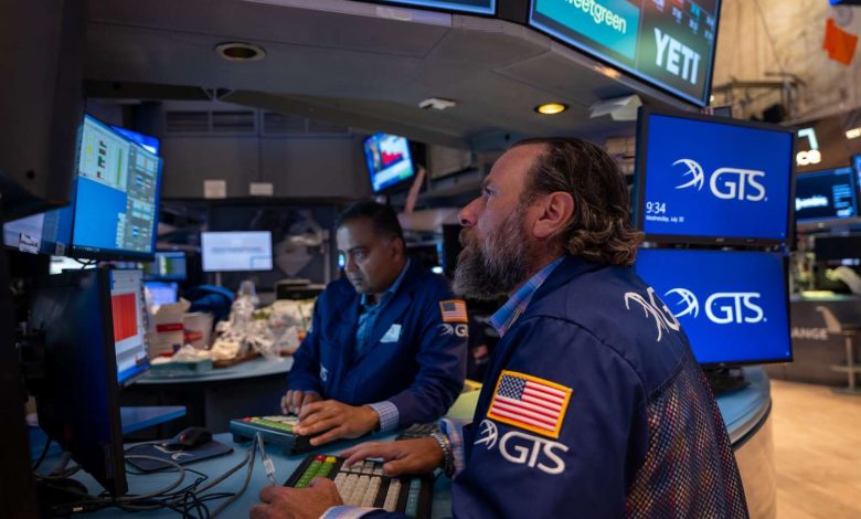 Stocks Little Changed Ahead of Fed Decision, Big Tech Earnings; S&P 500 Hits 7000, Then Turns Lower; Gold Sets Latest Record