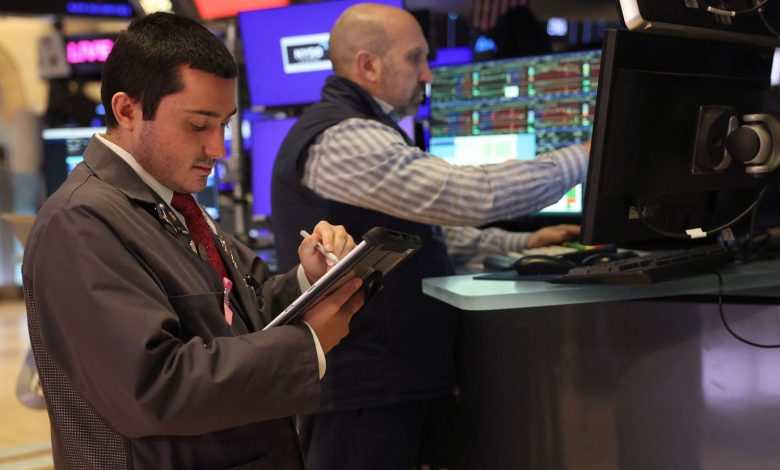 Stocks Tumble After Flurry of Bank Earnings, Inflation and Retail Sales Data; Gold, Silver Set Fresh Record Highs