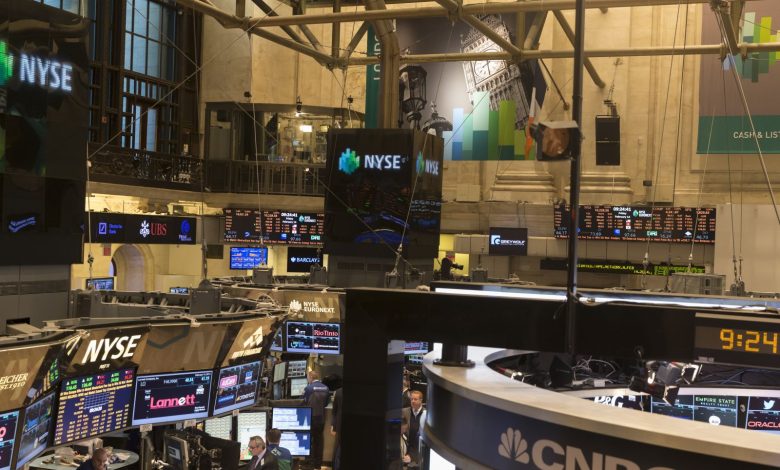 Stocks Supported by Solid Tech Earnings