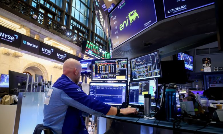 Top Global Equity Funds to Watch in 2026