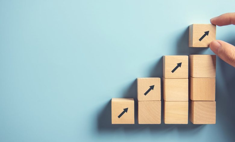 1 ETF Could Turn 0 Monthly Into a 0,000 Portfolio That Pays ,000 in Annual Dividend Income