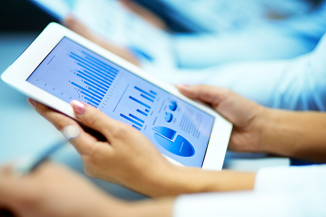 Small-Cap Stocks Lead 2026 Returns: Comparing iShares Russell 2000 vs. S&P 600 ETFs – News and Statistics