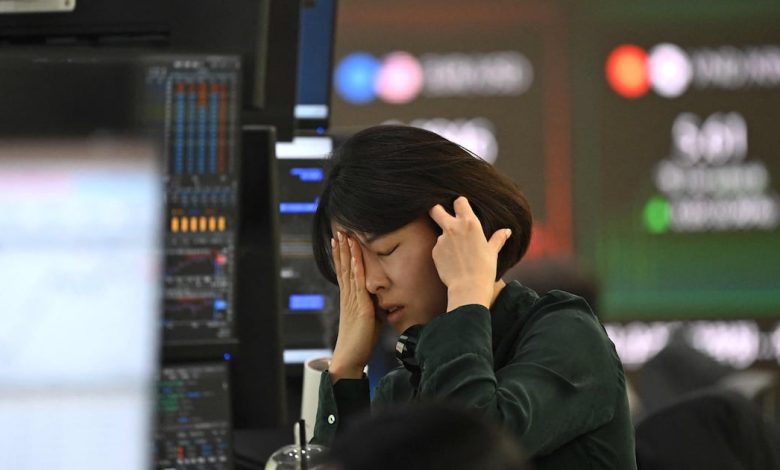 Global stocks slump as oil and gold tumble on easing Iran tension and new Fed pick
