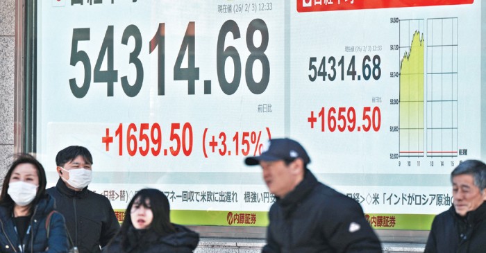 New Age | Global stocks waver as tech worries build