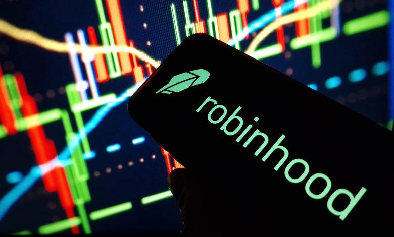 Robinhood (HOOD) Launches  Billion Pre-IPO Fund to Democratize SpaceX