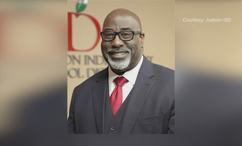 ‘Inter-office politics’: Judson ISD board to discuss potential firing of Superintendent Fields ‘Inter-office politics’: Judson ISD board to discuss potential firing of Superintendent Fields