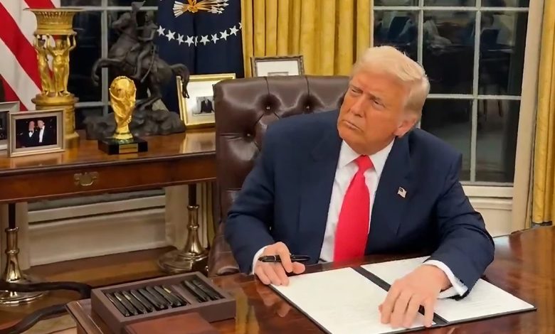 Trump Raises Global Tariffs to 15% After Supreme Court Ruling: What It Means for Crypto and Stocks