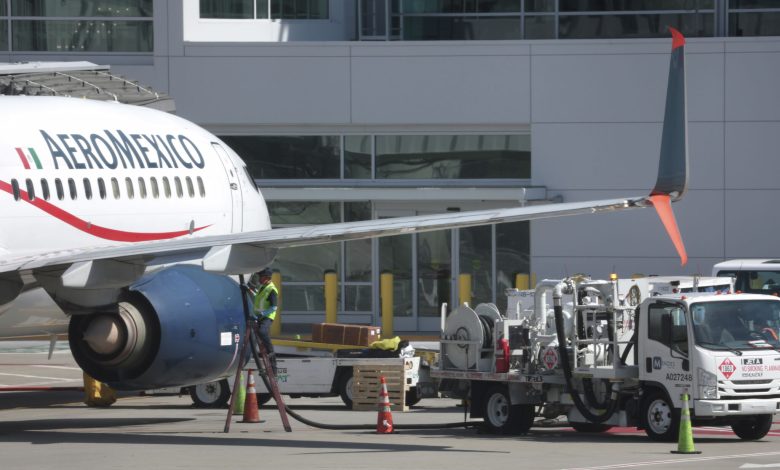 Don’t wait to book your summer travel as flight costs climb Don’t wait to book your summer travel as flight costs climb