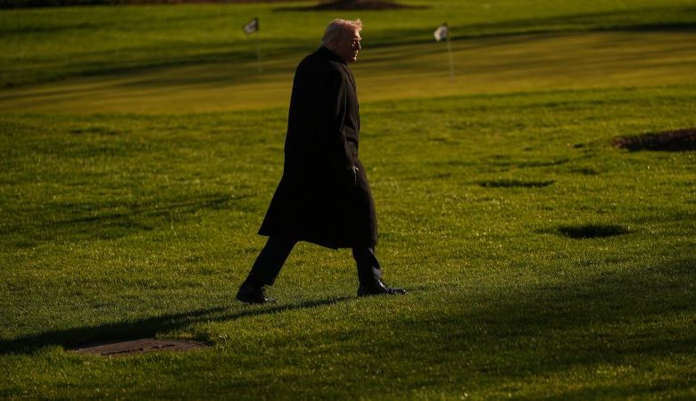 CNN Poll: Trump’s approval rating on the economy hits a new low