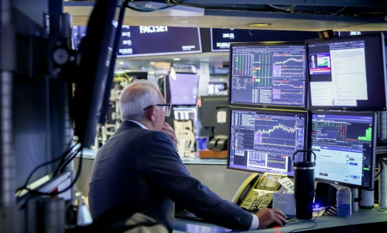 Why Are Tech Stocks Falling Today? Chip Sell Off Explained