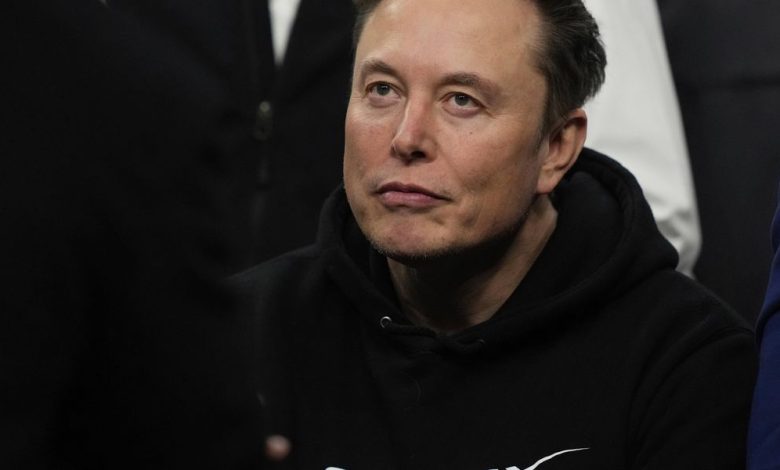 SpaceX files initial paperwork to sell shares to the public and likely make Musk a trillionaire SpaceX files initial paperwork to sell shares to the public and likely make Musk a trillionaire