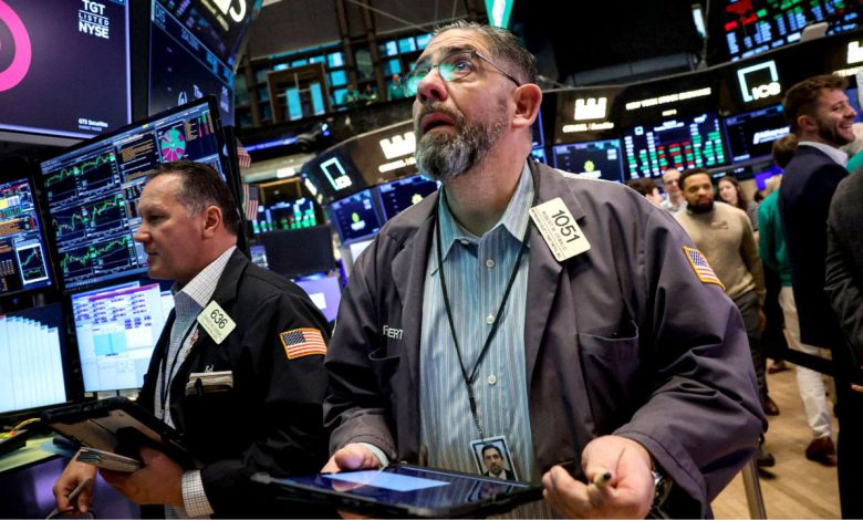 How a small handful of exchange-traded funds can build a sensible portfolio How a small handful of exchange-traded funds can build a sensible portfolio