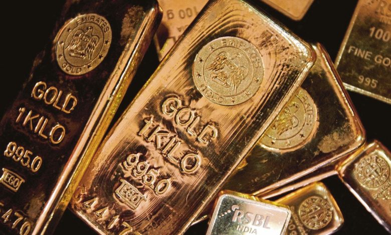 Gold set to trade cautiously next week amid rising US yields, Middle East tensions