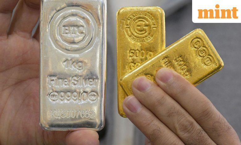 Gold, silver rates today: Comex gold drops 4/oz; silver tumbles /oz on oil-led inflation fears, firm US dollar