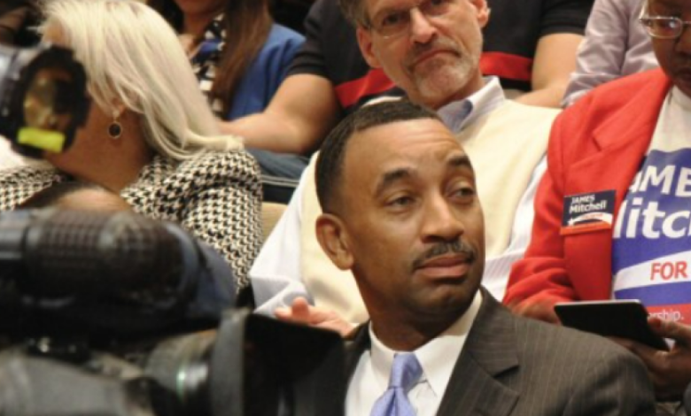 James Mitchell makes push to become Charlotte’s interim mayor | WFAE 90.7