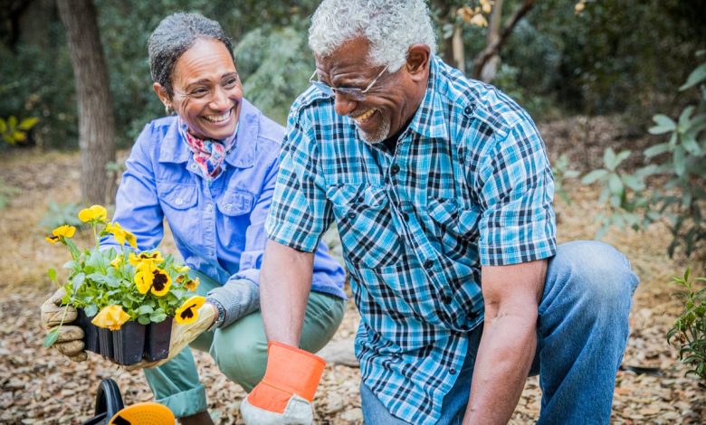 Should an Aging America Make You Buy More Bonds or Fewer? Here Is What the Research Says.