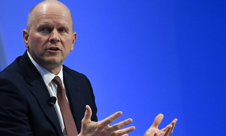 Mastercard CEO says AI agents could soon do your shopping Mastercard CEO says AI agents could soon do your shopping