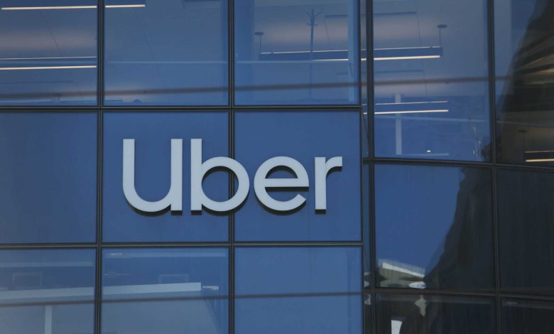 Uber reaches deal to avoid election confrontation with lawyers