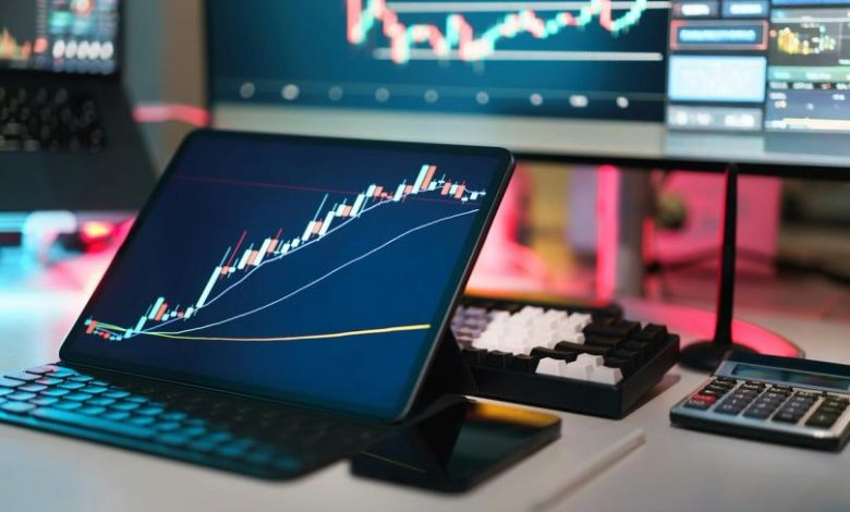 Bitcoin is stuck near ,000 as ETF outflows reach a sixth week