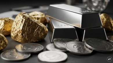Gold edges lower, silver gains: Key triggers shaping market sentiment