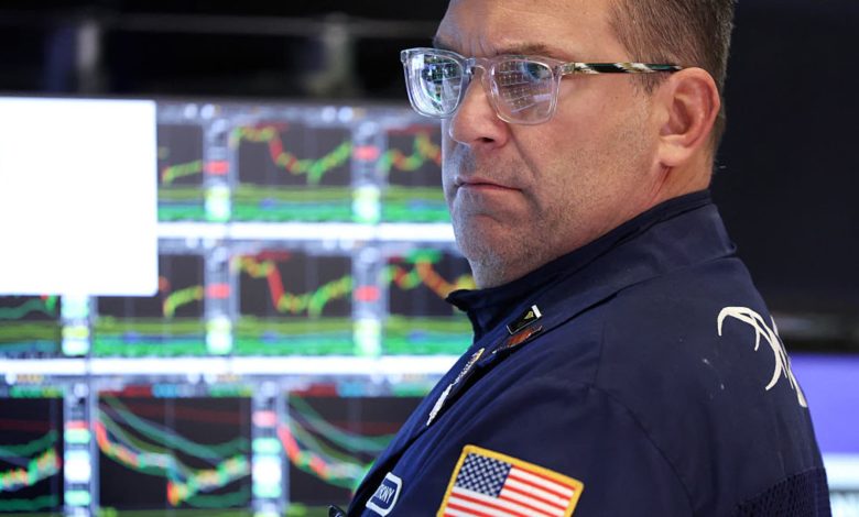 Treasury yields flat as investors track Middle East developments