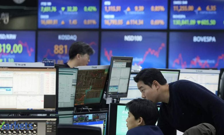 Global Market Today: Shares edge higher in Asia as oil dips, earnings loom