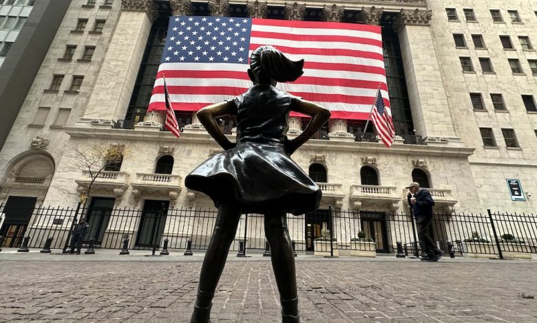 U.S. stocks tick higher after AI winners rebound