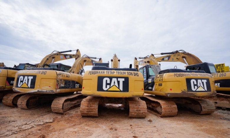 Caterpillar Stock The ‘Gold Standard’ For AI, Market Expert Says ‘Pick And Shovels’ Play For Data Centers