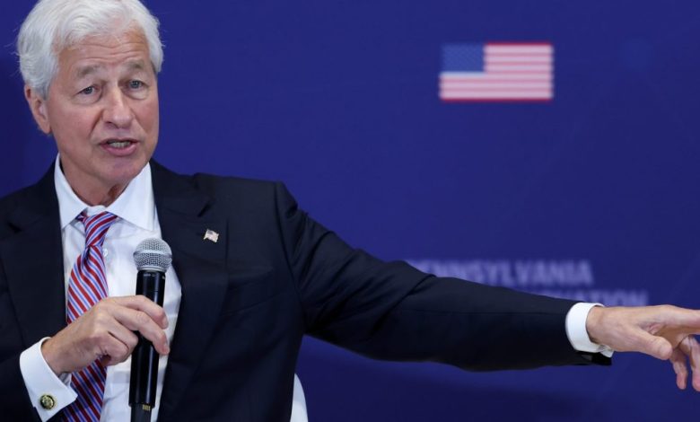 JPMorgan Chase CEO Jamie Dimon wouldn’t personally buy long bonds right now