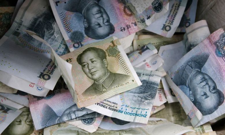 China breaks step with global markets, and investors buy in