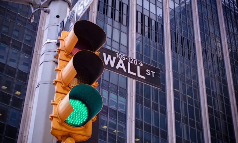 Futures point higher as Wall Street eyes Big Tech earnings and oil retreats from 